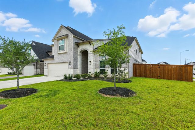 4723 Whisperwood Drive, Rosenberg, TX 77471