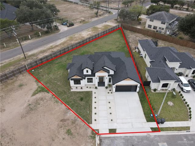 1425 S Bluebonnet Street, Alton, TX 78573