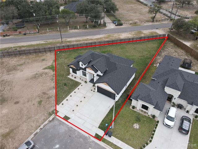 1425 S Bluebonnet Street, Alton, TX 78573