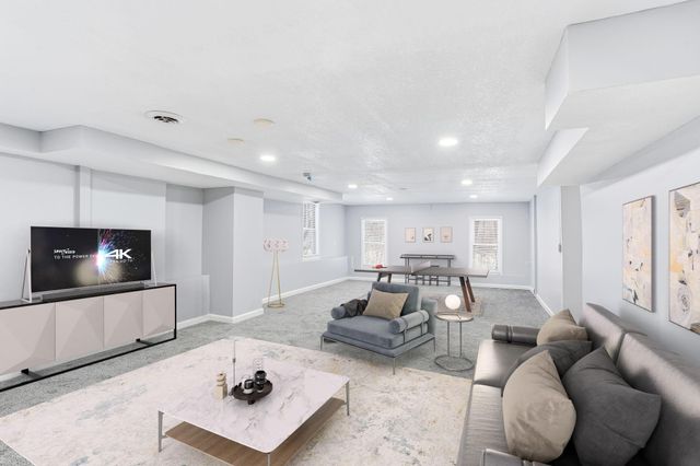 9350 Roy Road, Independence, MN 55328