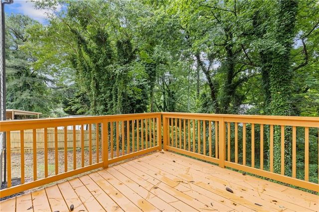 1111 Pin Oak Drive, Tucker, GA 30084