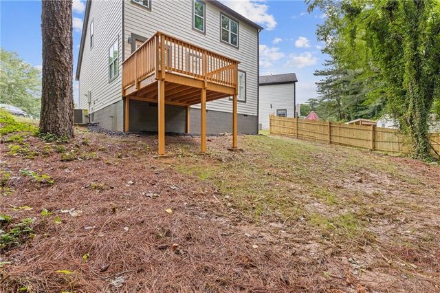 1111 Pin Oak Drive, Tucker, GA 30084