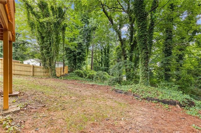 1111 Pin Oak Drive, Tucker, GA 30084