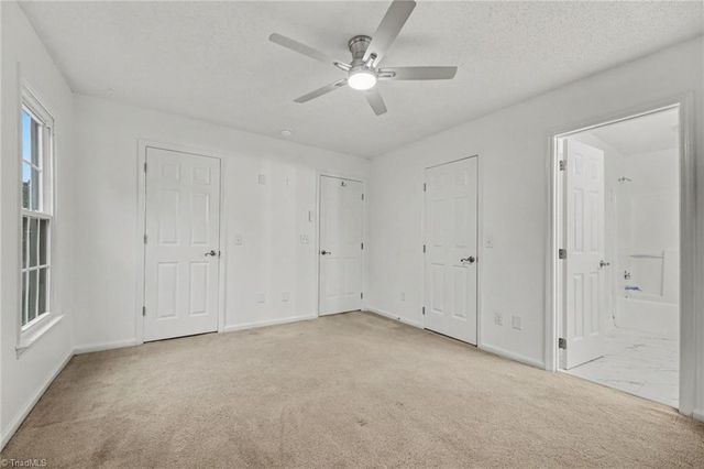 1960 Old Hollow Road, Walkertown, NC 27051