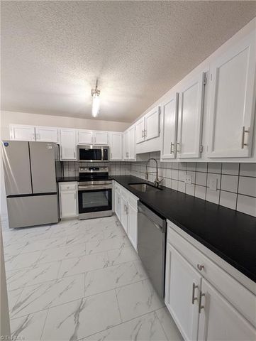 1960 Old Hollow Road, Walkertown, NC 27051
