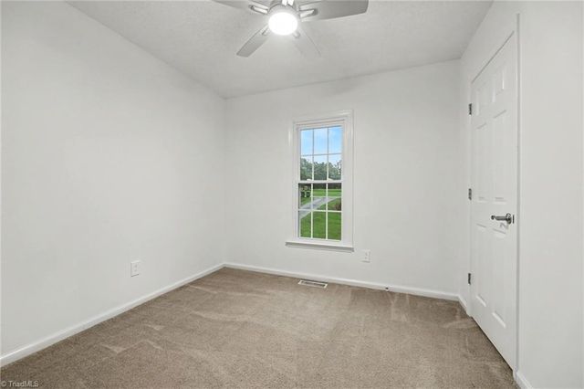 1960 Old Hollow Road, Walkertown, NC 27051