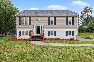 1960 Old Hollow Road, Walkertown, NC 27051