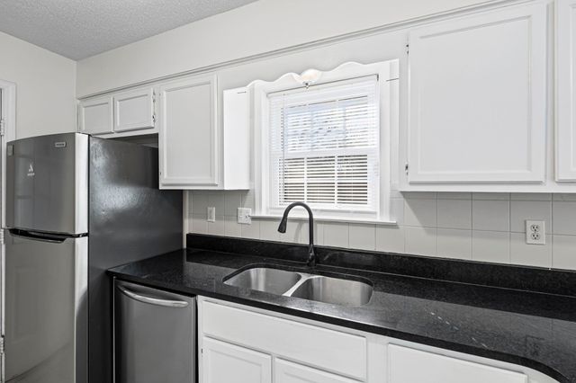 5875 SYCAMORE MANOR CV, Bartlett, TN 38134