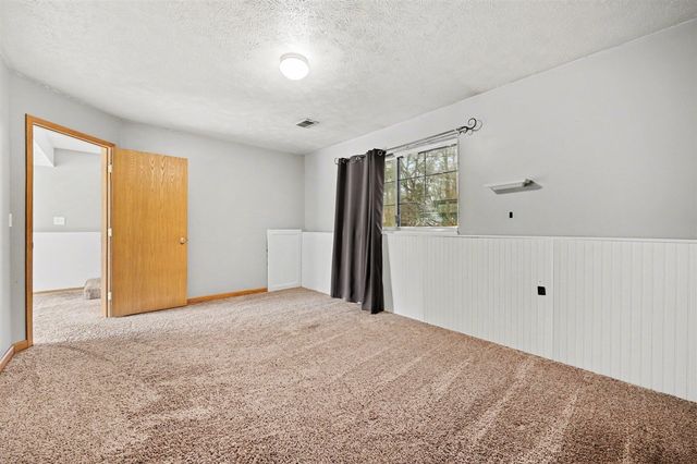 8433 Cochise Drive, Howard City, MI 49329
