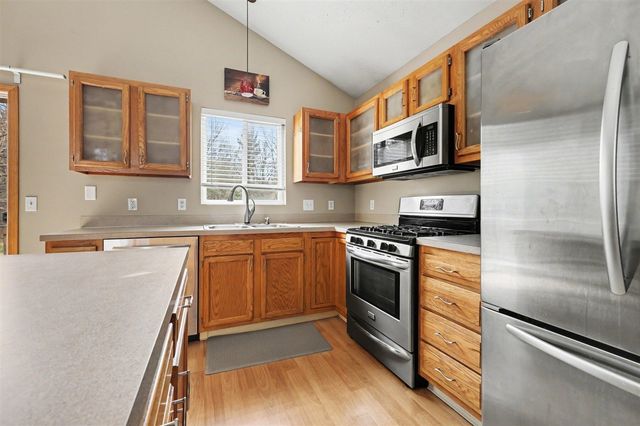 8433 Cochise Drive, Howard City, MI 49329