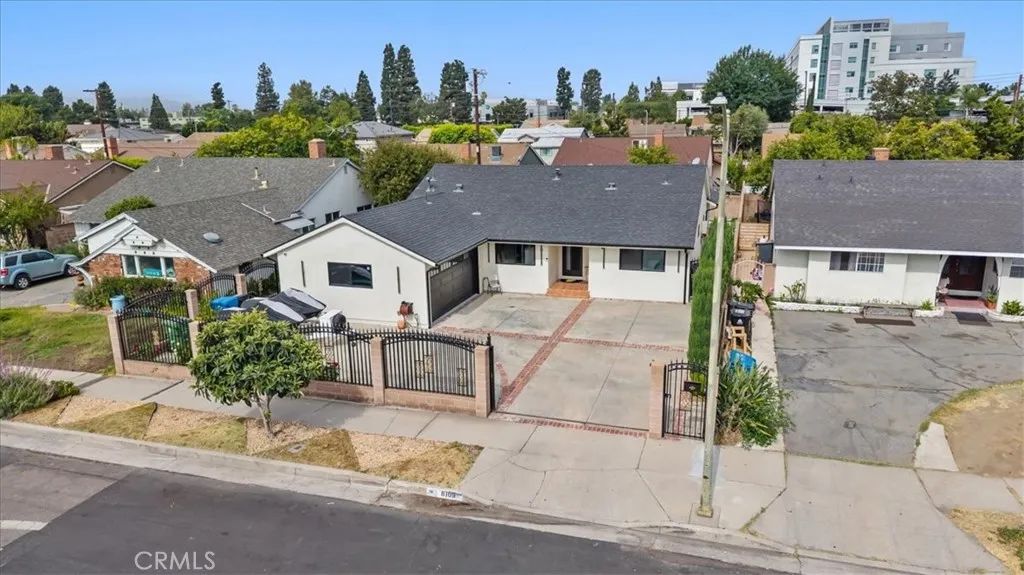 8109 Greenbush Avenue, Panorama City, CA 91402