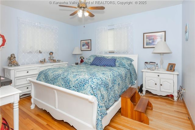 1288 Rocky Step Road, Scott Depot, WV 25560