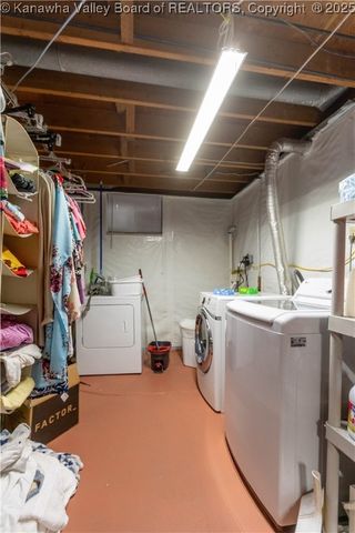 1288 Rocky Step Road, Scott Depot, WV 25560