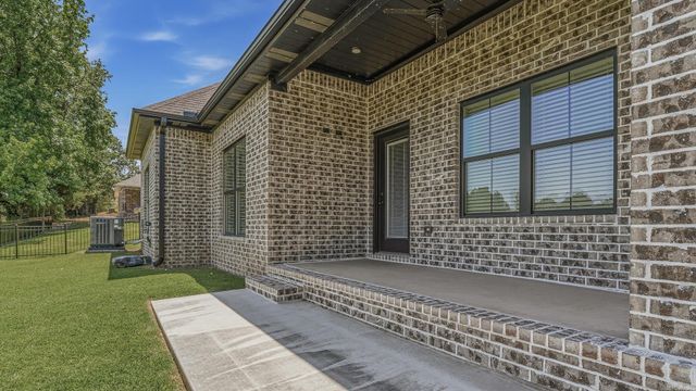 1101 Summit Ridge Trail, Paragould, AR 72450