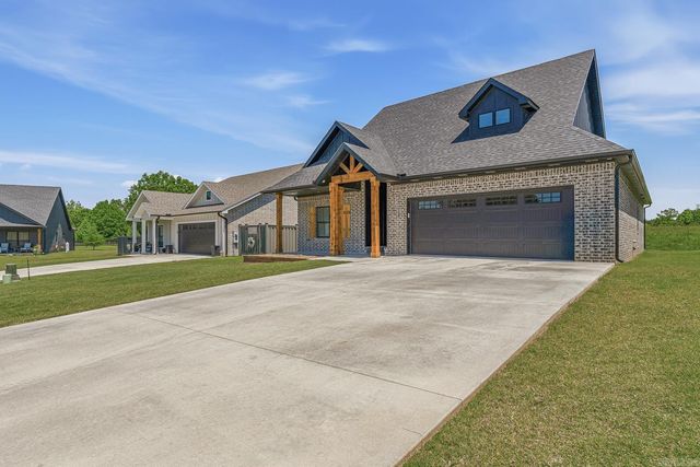 1101 Summit Ridge Trail, Paragould, AR 72450