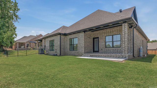 1101 Summit Ridge Trail, Paragould, AR 72450