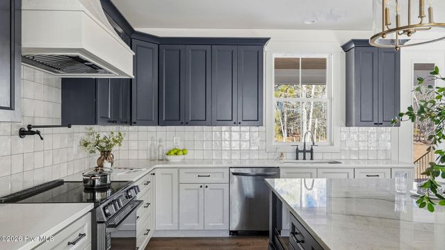 160 Sugar Sand Lane, West End, NC 27376