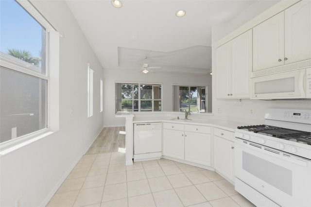 838 KING LEON WAY, Sun City Center, FL 33573