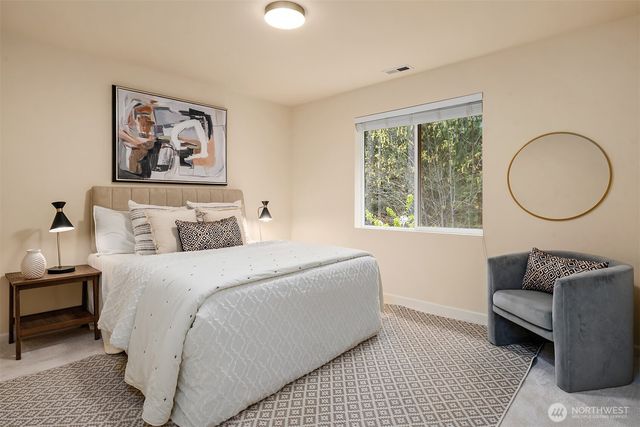 8205 233rd Place NE, Redmond, WA 98053