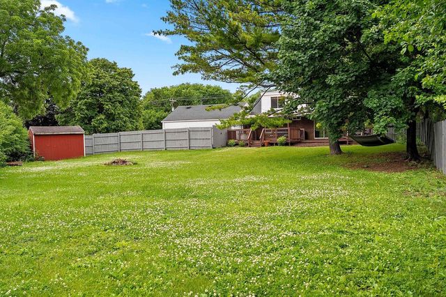 811 JORDAN ROAD, De Pere, WI 54115