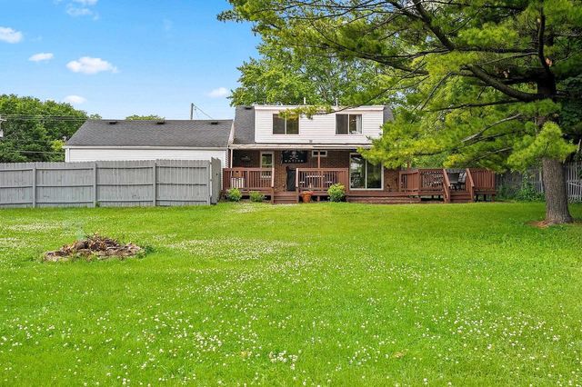 811 JORDAN ROAD, De Pere, WI 54115