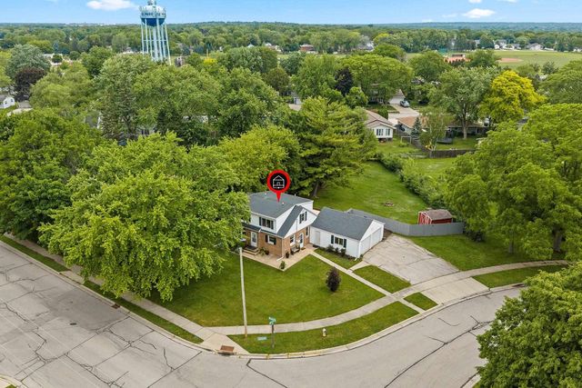 811 JORDAN ROAD, De Pere, WI 54115