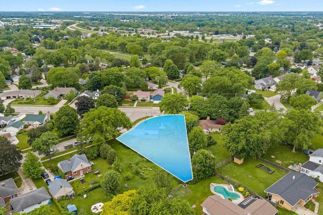 811 JORDAN ROAD, De Pere, WI 54115