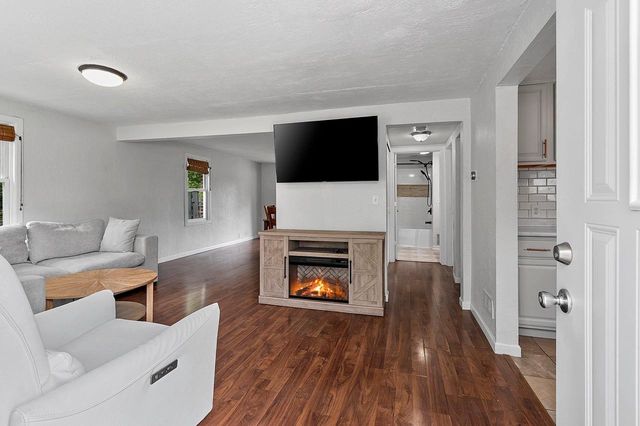 811 JORDAN ROAD, De Pere, WI 54115