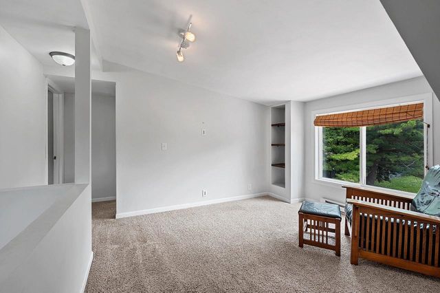 811 JORDAN ROAD, De Pere, WI 54115