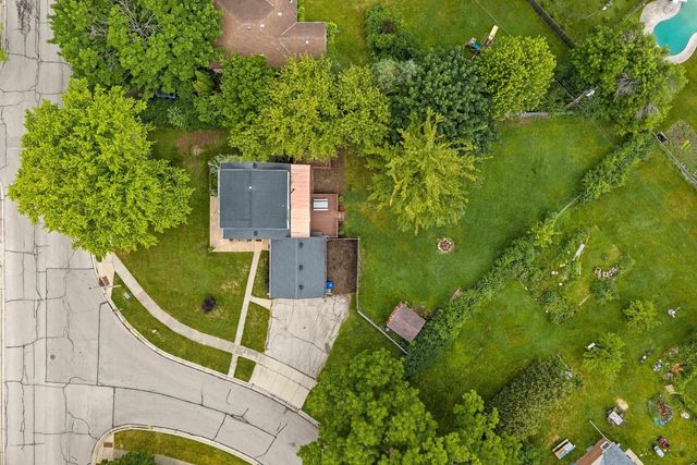 811 JORDAN ROAD, De Pere, WI 54115