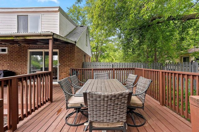 811 JORDAN ROAD, De Pere, WI 54115