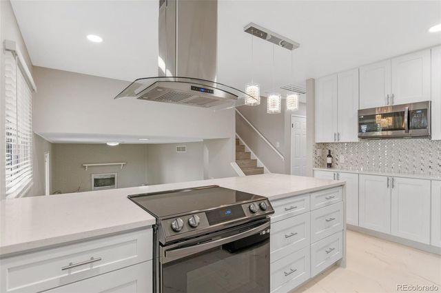 12992 W Jewell Circle, Lakewood, CO 80228