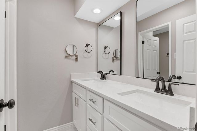 12992 W Jewell Circle, Lakewood, CO 80228