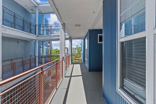 1121 40th Street 1301, Emeryville, CA 94608