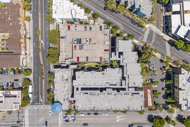1121 40th Street 1301, Emeryville, CA 94608
