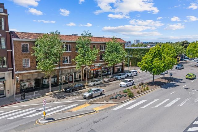 1121 40th Street 1301, Emeryville, CA 94608