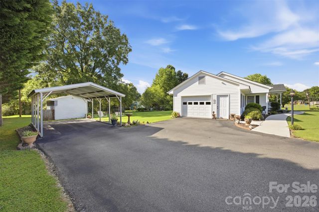 204 Memorial Drive, Clover, SC 29710