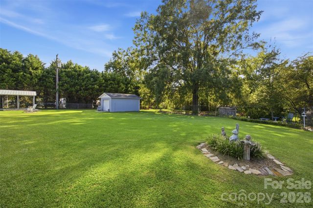 204 Memorial Drive, Clover, SC 29710