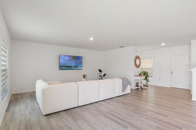 470 HAMLET LOOP, Davenport, FL 33837