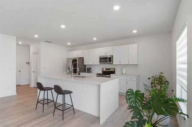 470 HAMLET LOOP, Davenport, FL 33837