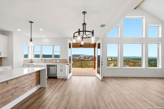 811 LEXINGTON PASS, Canyon Lake, TX 78133
