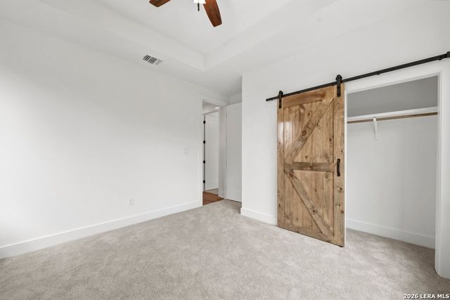 811 LEXINGTON PASS, Canyon Lake, TX 78133