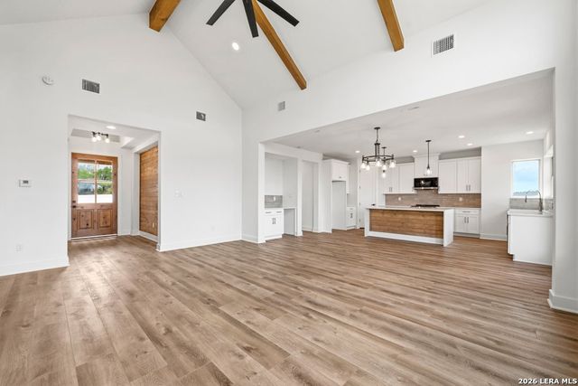 811 LEXINGTON PASS, Canyon Lake, TX 78133