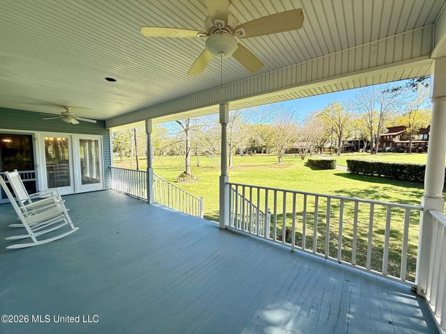 7740 Moanalua Way, Diamondhead, MS 39525