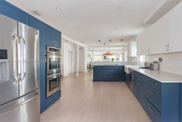 2521 SW 25th Ter, Miami, FL 33133