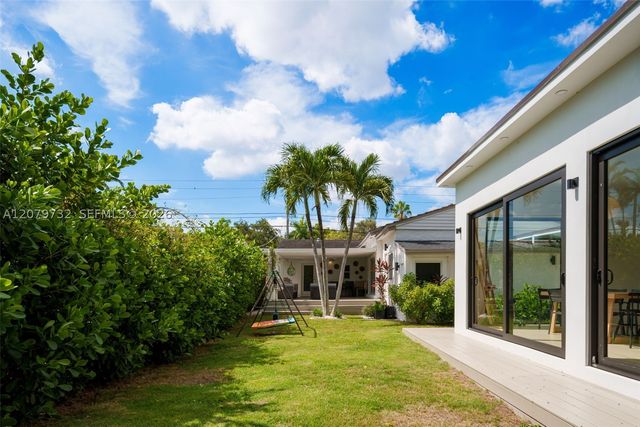 2521 SW 25th Ter, Miami, FL 33133
