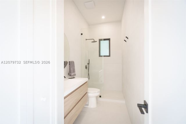 2521 SW 25th Ter, Miami, FL 33133