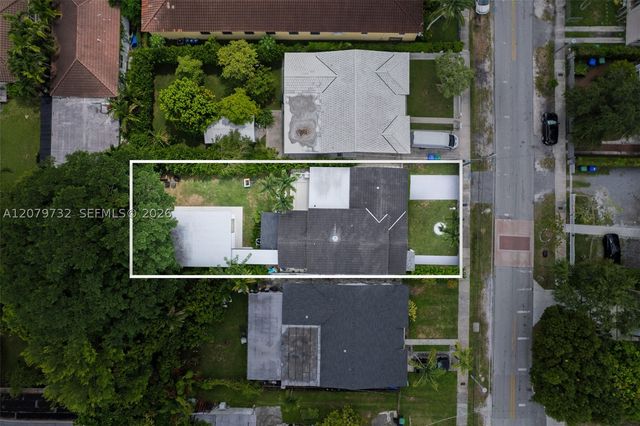 2521 SW 25th Ter, Miami, FL 33133