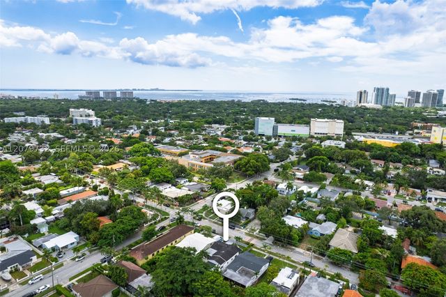 2521 SW 25th Ter, Miami, FL 33133