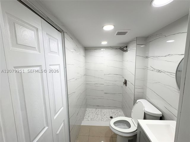 720 NW 132nd Ter, Plantation, FL 33325